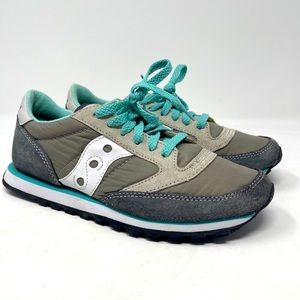 Women’s Saucony Jazz Low Size 8